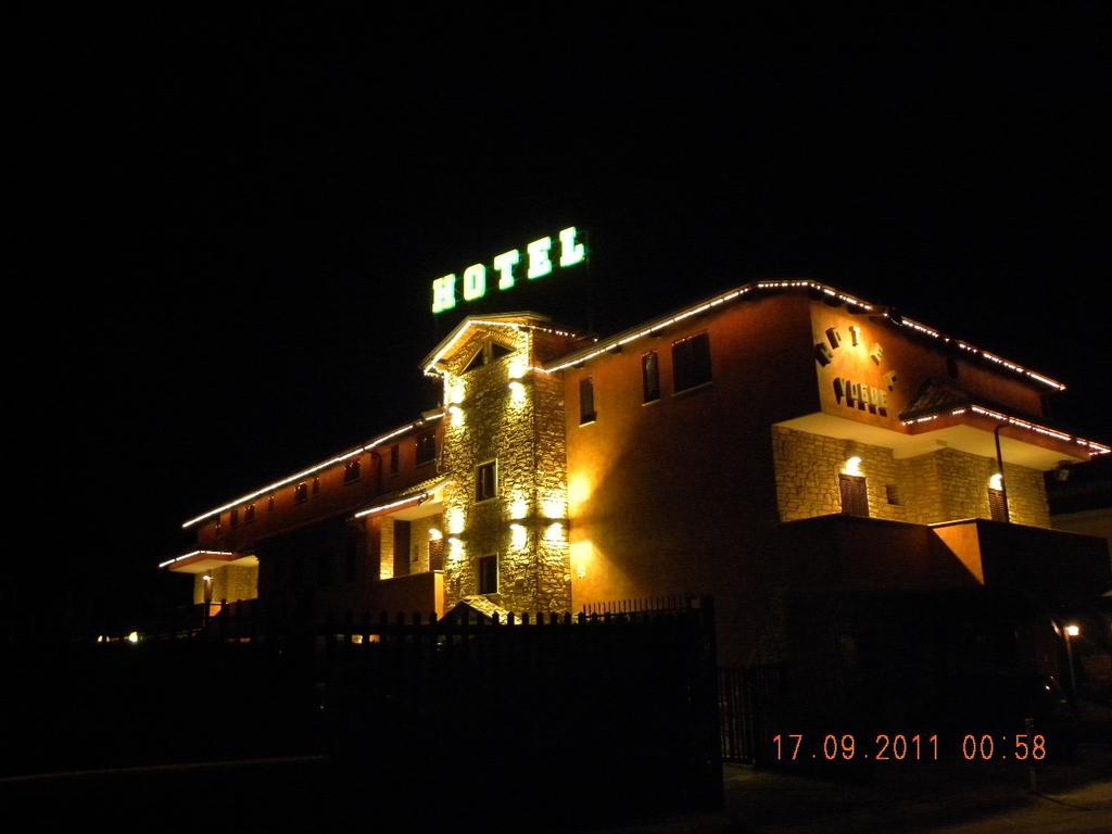 Hotel Vogue Licola Bagian luar foto